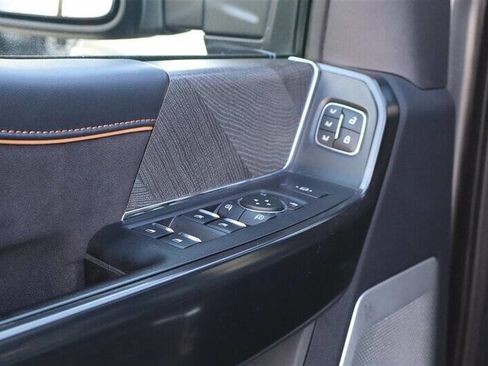 Used 2024 Ford F350 Platinum image 14