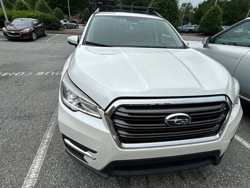 Used 2019 Subaru Ascent Limited w/ Popular Package #2 AWD/4WD image 12