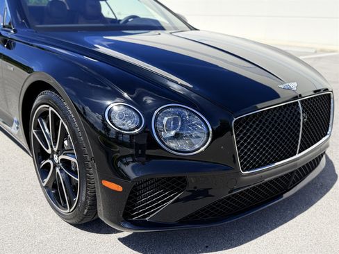 Used 2024 Bentley Continental GT V8 AWD/4WD image 10