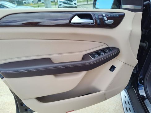 Used 2018 Mercedes-Benz GLE 350 image 15