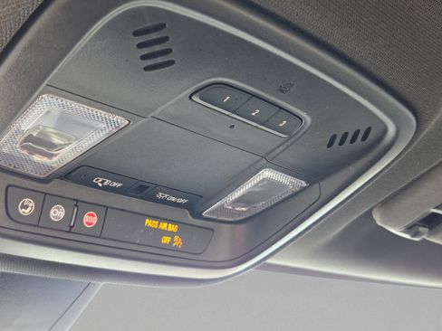 Used 2023 Chevrolet Traverse RS w/ LPO, Floor Liner Package image 27