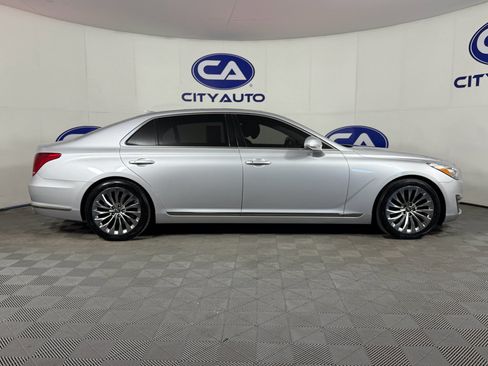 Used 2019 Genesis G90 3.3T Premium image 3