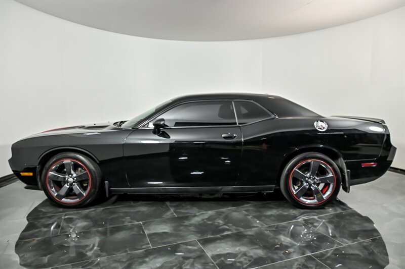 Used 2013 Dodge Challenger R/T Plus RWD image 6
