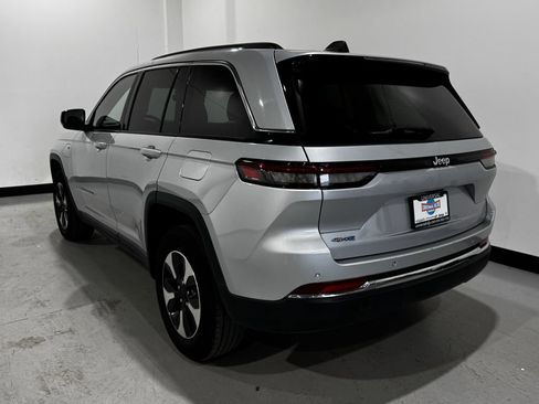 Used 2023 Jeep Grand Cherokee 4WD 4xe image 38