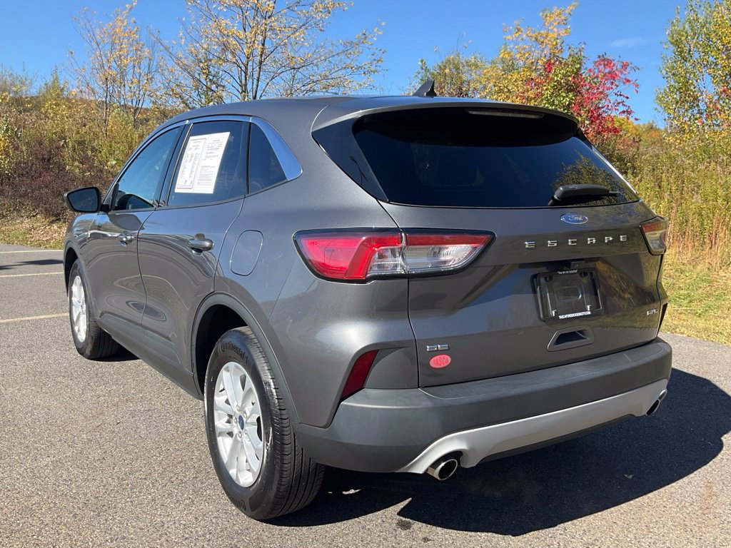 Certified 2022 Ford Escape SE w/ Cold Weather Package AWD/4WD image 27