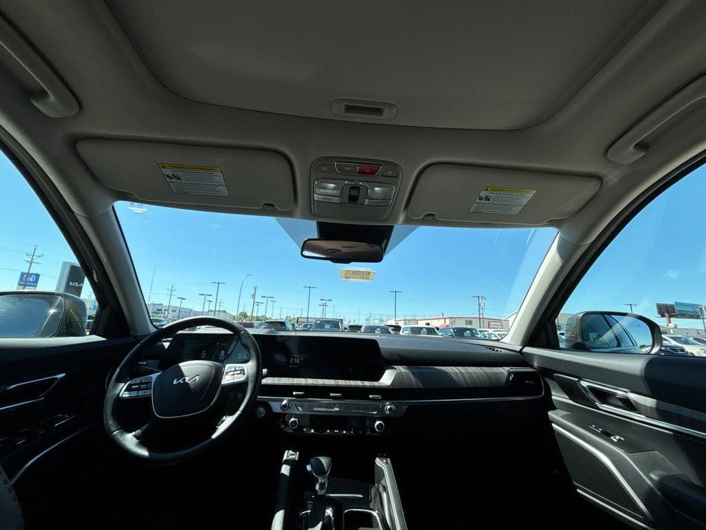 Used 2024 Kia Telluride EX w/ EX Captain's Chair Package AWD/4WD image 24