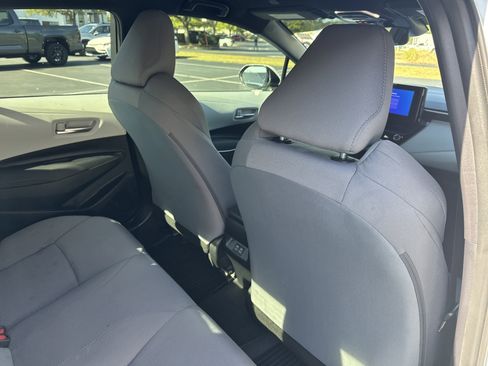 Used 2024 Toyota Corolla SE image 31