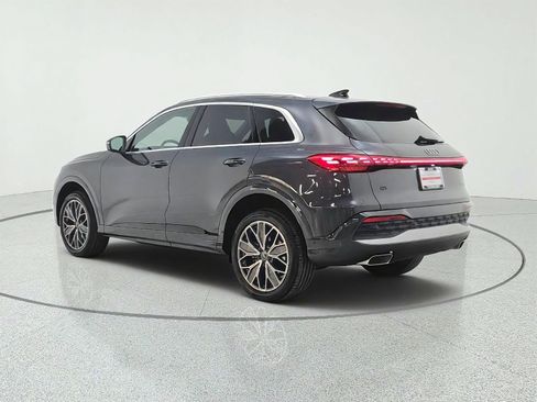 Used 2025 Audi Q5 Premium Plus w/ Premium Plus AWD/4WD image 7