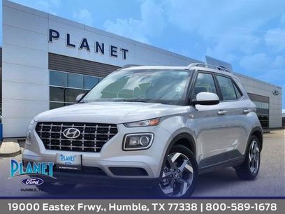 Used 2025 Hyundai Venue SEL