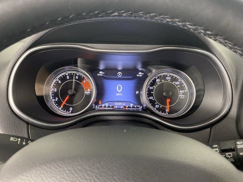Used 2020 Jeep Cherokee Limited AWD/4WD image 21