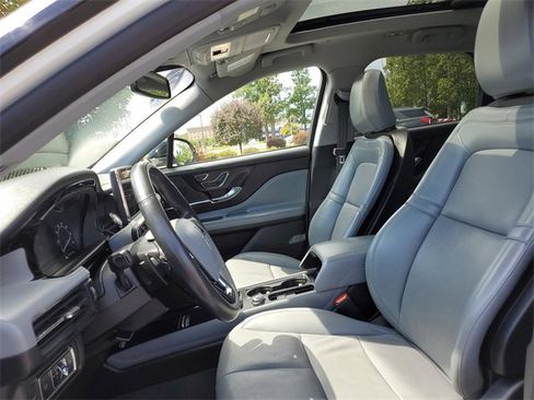 Certified 2022 Lincoln Corsair Standard w/ Premium Package image 7