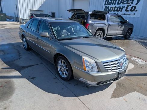 Used 2010 Cadillac DTS Luxury image 8