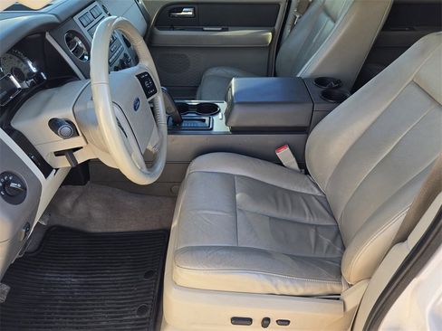 Used 2013 Ford Expedition EL XLT w/ Leather Seating Pkg image 12