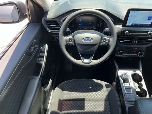 Used 2024 Ford Escape Active FWD image 13