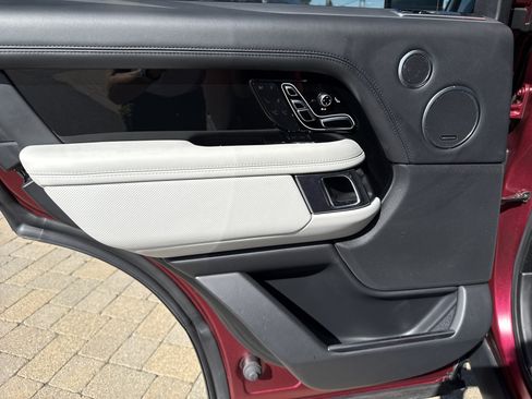 Used 2019 Land Rover Range Rover SV Autobiography Dynamic AWD/4WD image 37