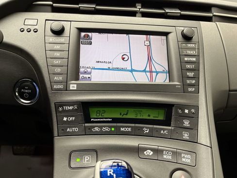 Used 2011 Toyota Prius Four w/ Navigation Pkg FWD image 18
