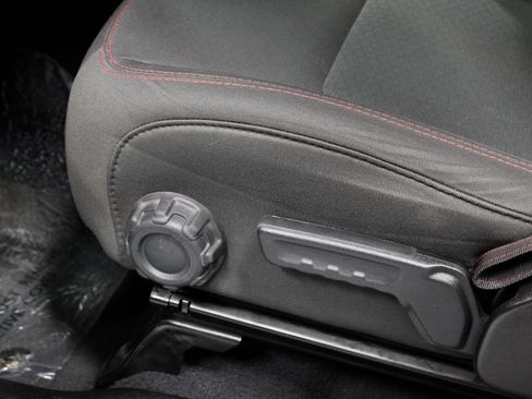 Used 2019 Jeep Wrangler Unlimited Rubicon AWD/4WD image 24