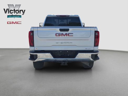 Used 2025 GMC Sierra 2500 SLT w/ SLT Premium Package AWD/4WD image 15