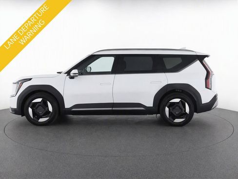 Certified 2024 Kia EV9 Wind AWD/4WD image 8
