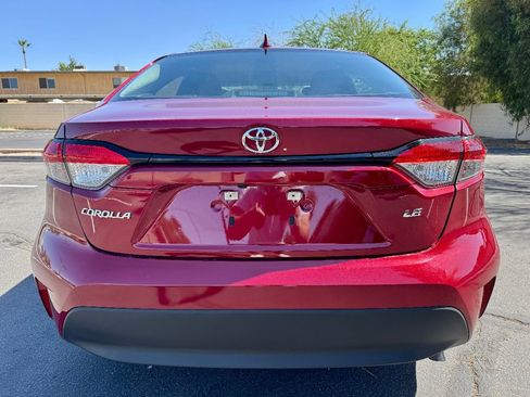 Used 2024 Toyota Corolla LE FWD image 8