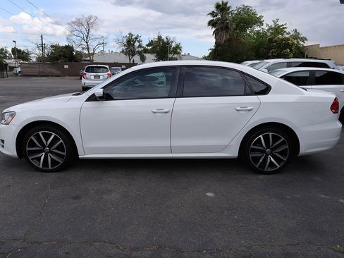 Used 2014 Volkswagen Passat 1.8T S FWD image 7
