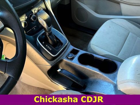 Used 2014 Ford Escape SE image 17