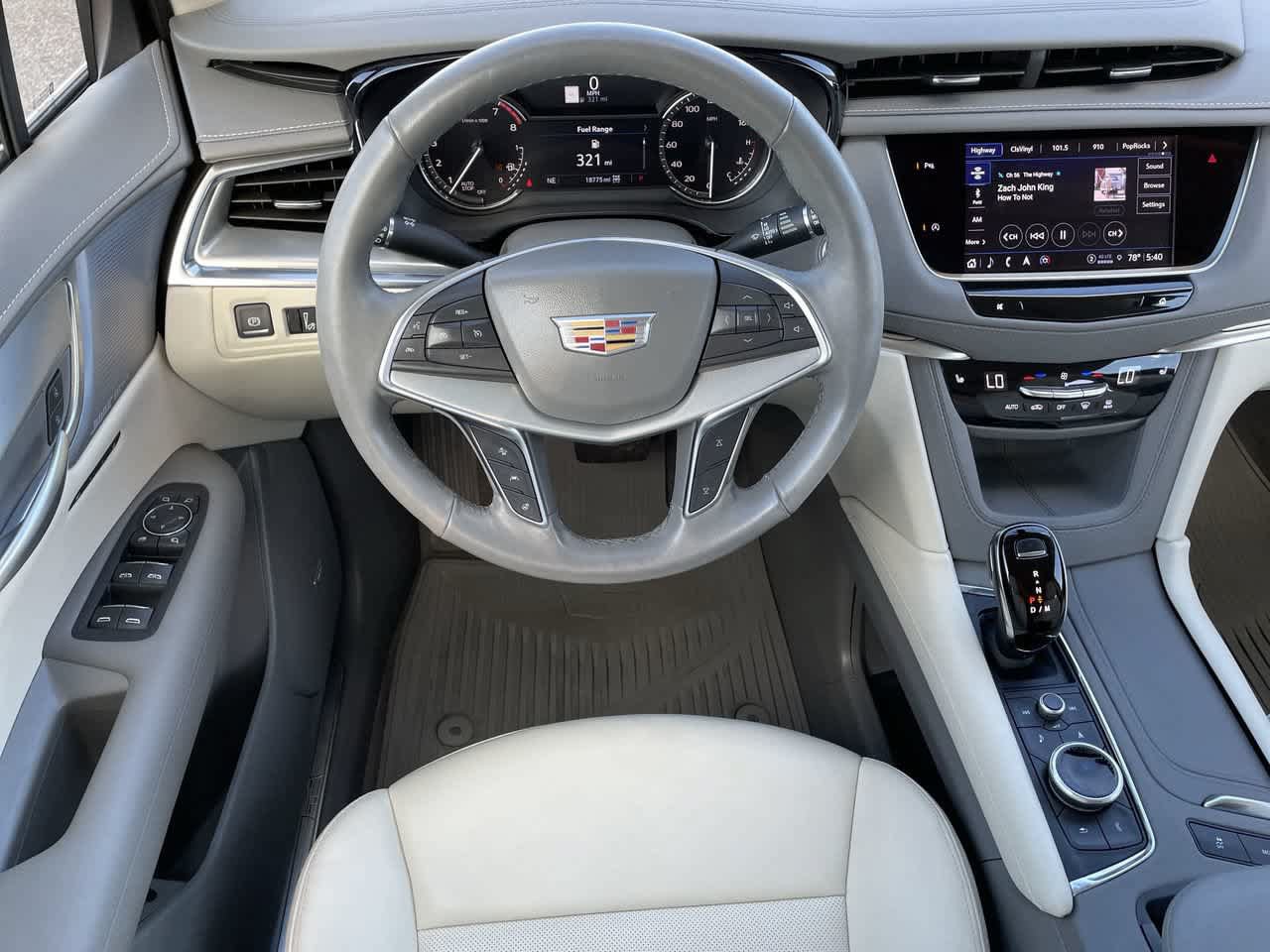 Used 2024 Cadillac XT5 Premium Luxury AWD/4WD image 11