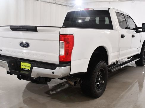 Used 2019 Ford F350 XLT w/ XLT Value Package AWD/4WD image 12