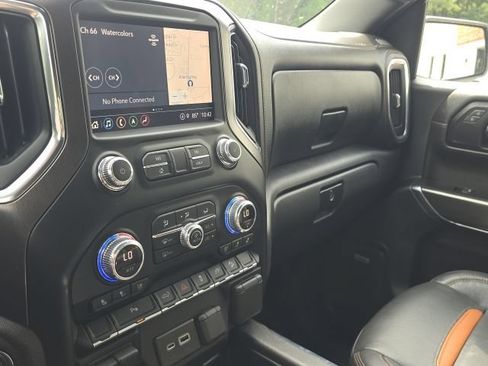 Used 2022 GMC Sierra 1500 AT4 w/ AT4 Premium Package AWD/4WD image 29