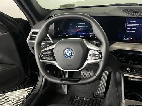 Used 2025 BMW i4 eDrive40 image 13