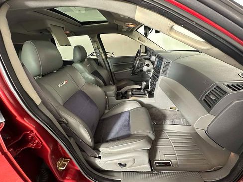 Used 2006 Jeep Grand Cherokee SRT8 w/ SRT Option Group I image 29