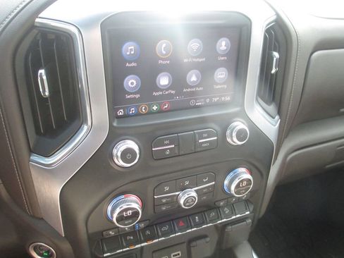 Used 2021 GMC Sierra 1500 SLT AWD/4WD image 27