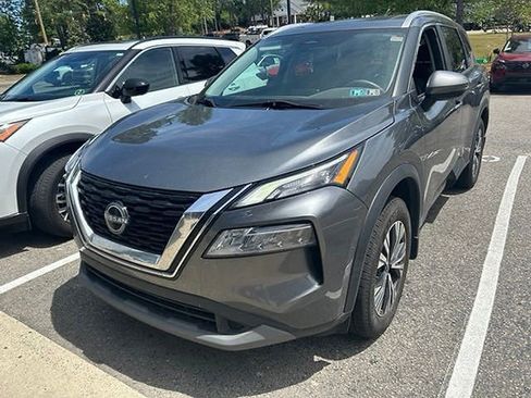 Certified 2022 Nissan Rogue SV w/ SV Premium Package AWD/4WD image 13