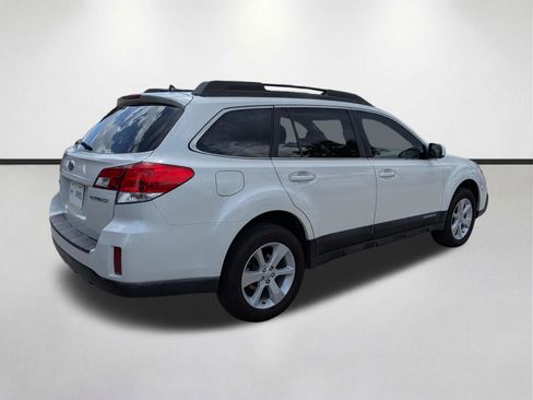 Used 2014 Subaru Outback 2.5i Premium AWD/4WD image 4