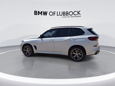 Used 2026 BMW X5 xDrive40i w/ M Sport Package image 6
