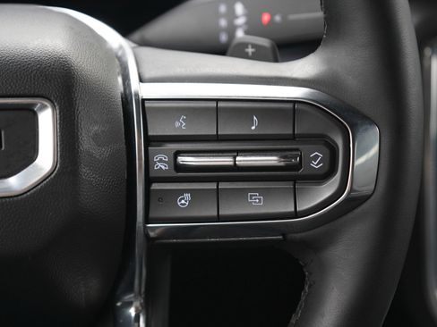 Used 2025 GMC Yukon Denali image 27