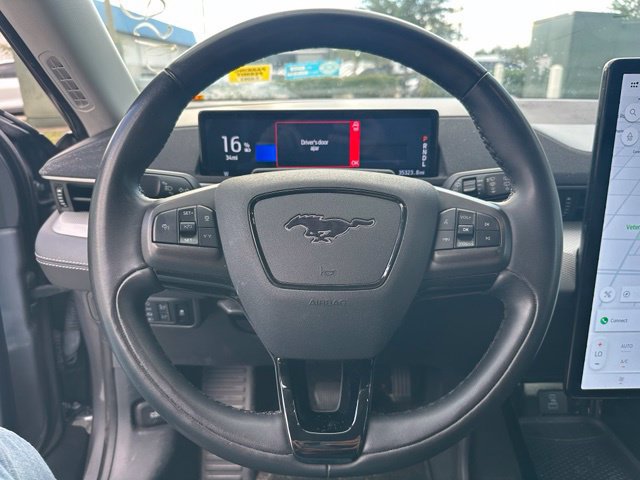 Used 2023 Ford Mustang Mach-E Select RWD image 9