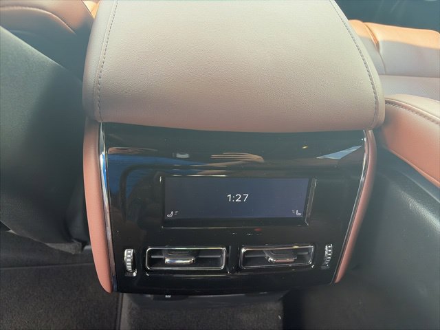 Used 2025 Lincoln Aviator Reserve w/ Equipment Group 201A AWD/4WD image 13