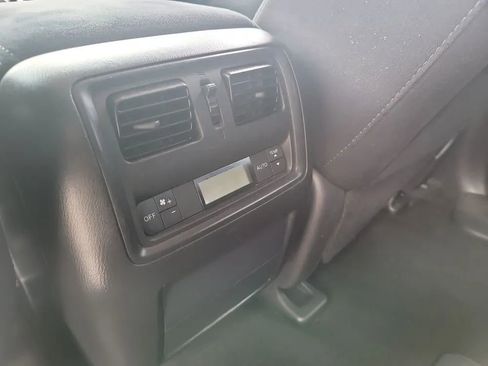Used 2015 Nissan Pathfinder SV w/ Cargo Package AWD/4WD image 23