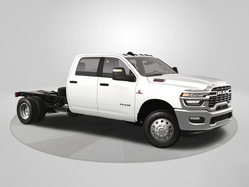 New 2025 RAM 3500 Big Horn AWD/4WD image 7