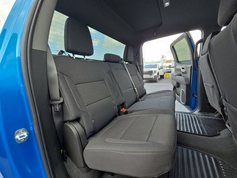 Used 2025 Chevrolet Silverado 1500 LT AWD/4WD image 21