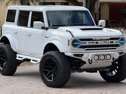Used 2025 Ford Bronco Outer Banks AWD/4WD image 28