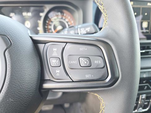 Used 2024 Jeep Wrangler Sport S image 24