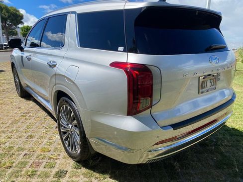 Used 2024 Hyundai Palisade Calligraphy image 5
