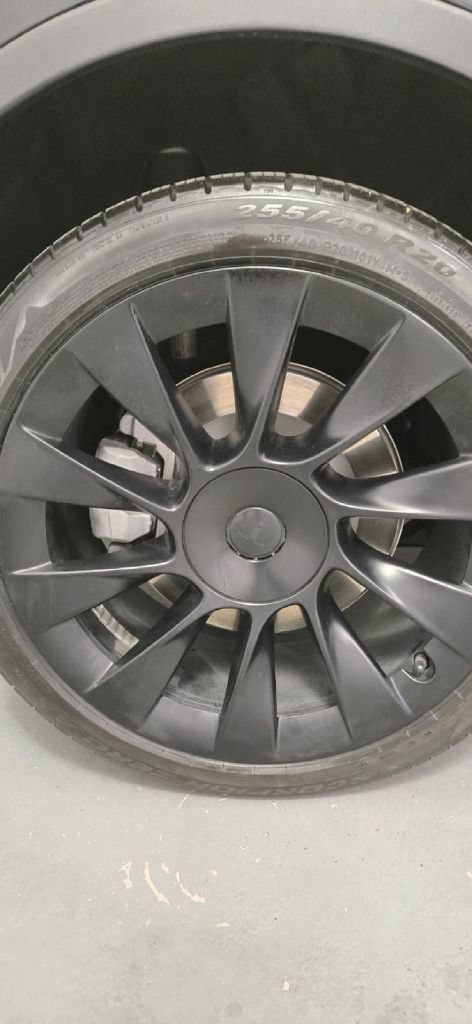 Used 2023 Tesla Model Y Long Range AWD/4WD image 13