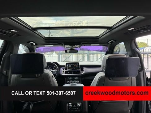 Used 2021 GMC Yukon AT4 w/ Rear Media and Nav Package AWD/4WD image 14