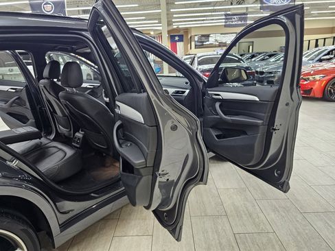Used 2018 BMW X1 sDrive28i image 15