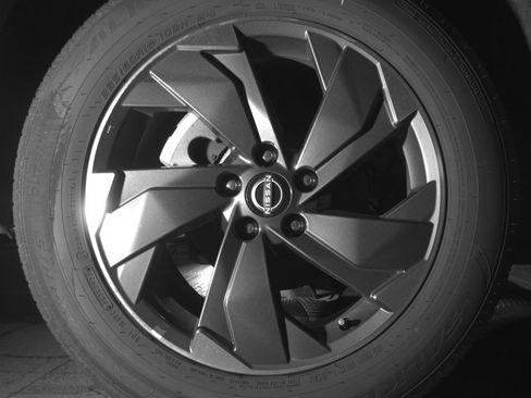 Used 2025 Nissan Rogue SV image 15