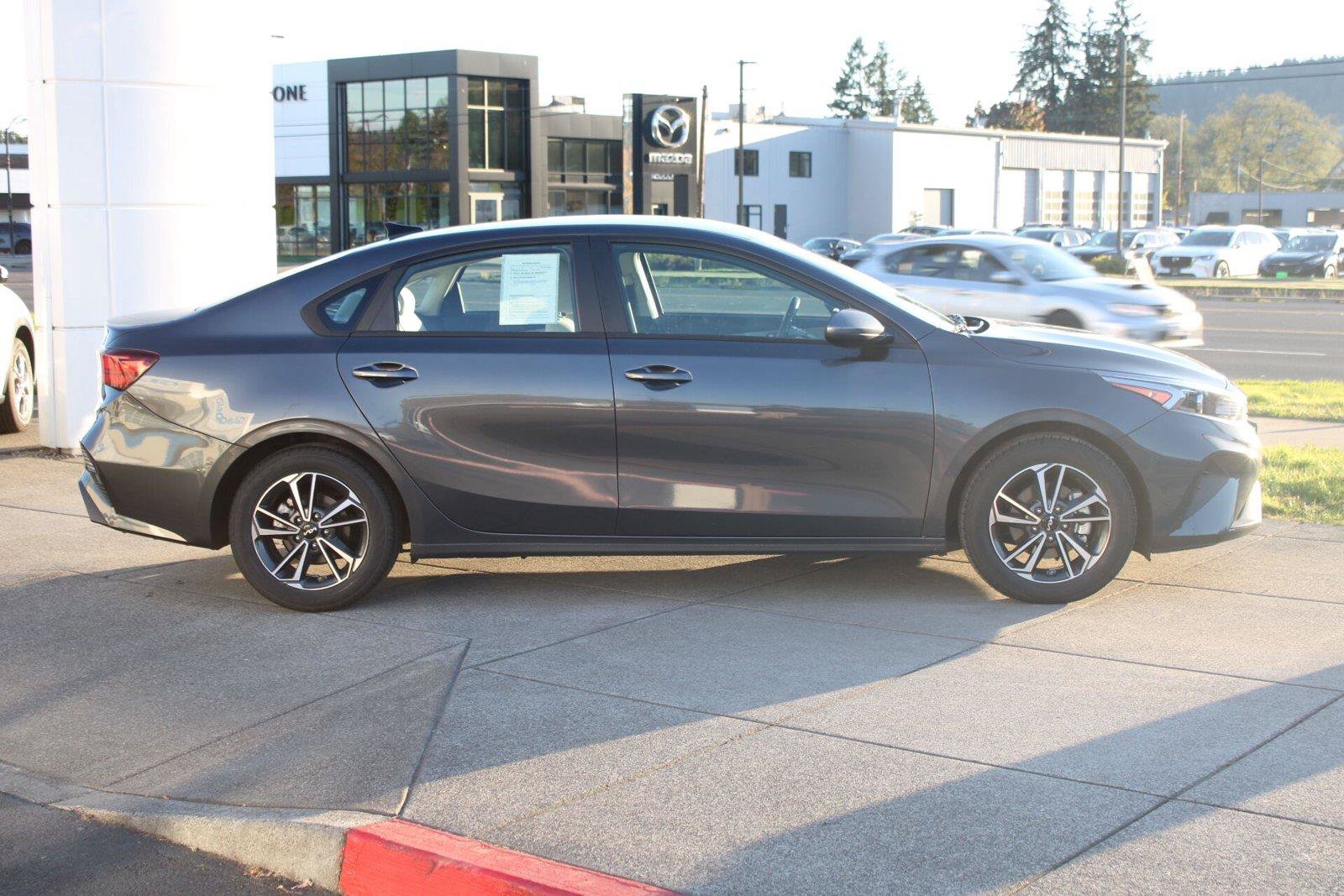 Used 2023 Kia Forte LXS FWD image 6