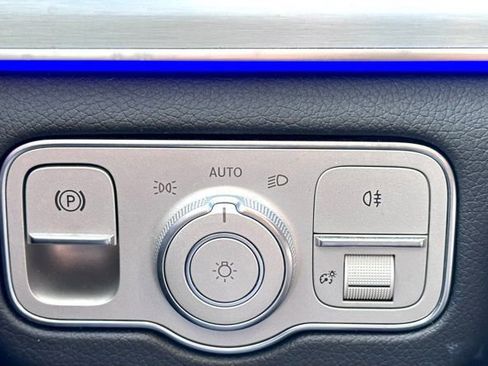 Used 2024 Mercedes-Benz GLS 450 4MATIC image 18